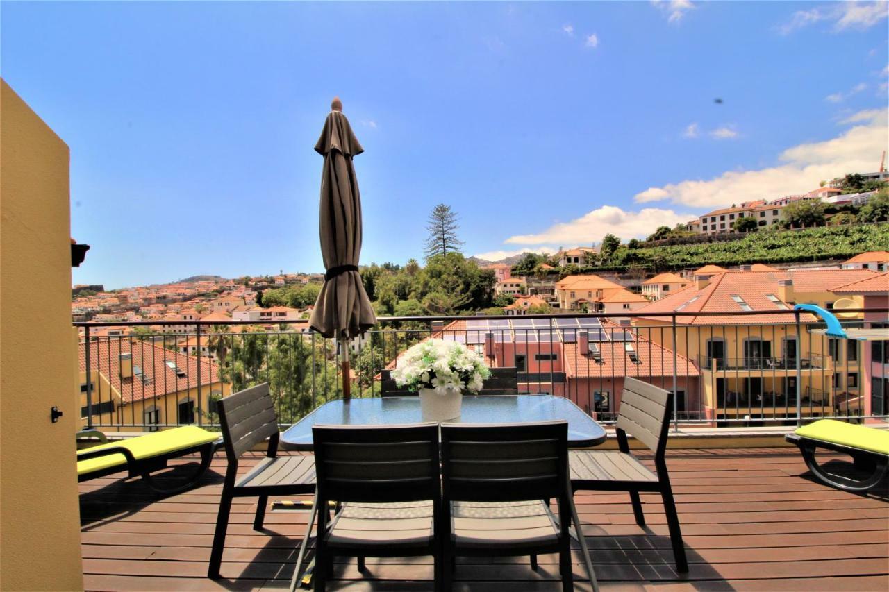 Living Penthouse Apartment ฟุงชาล ภายนอก รูปภาพ