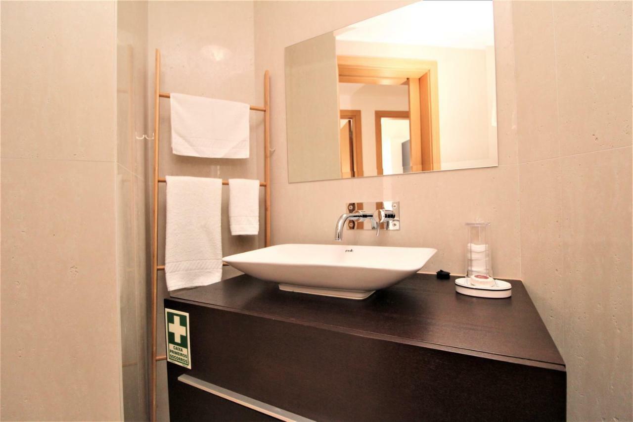 Living Penthouse Apartment ฟุงชาล ภายนอก รูปภาพ
